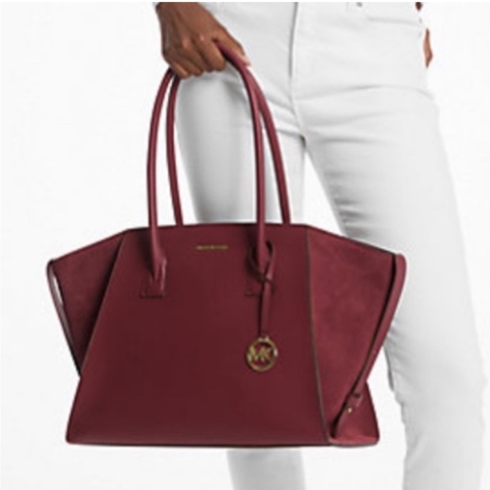 Michael Kors Avril Extra-Large
Leather Top-Zip Tote Bag In Oxblood
NWT - Picture 2 of 14